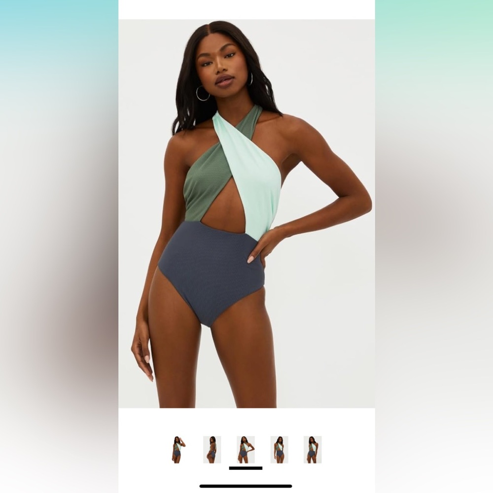 NWT Beach Riot One Piece Swimsuit Super cute